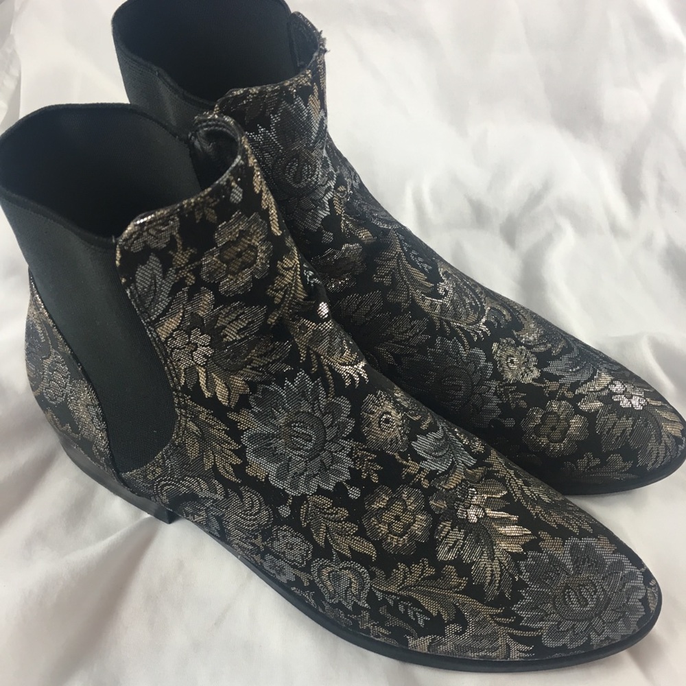 Also shoes